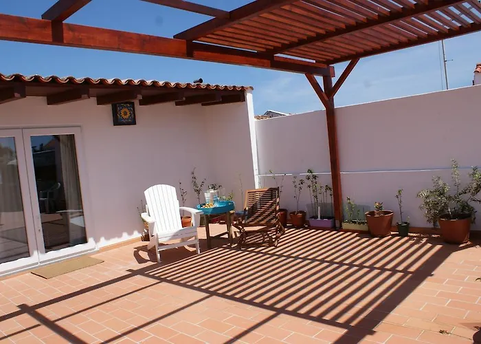 Casas Da Formosa - Downtown Alegria 3*